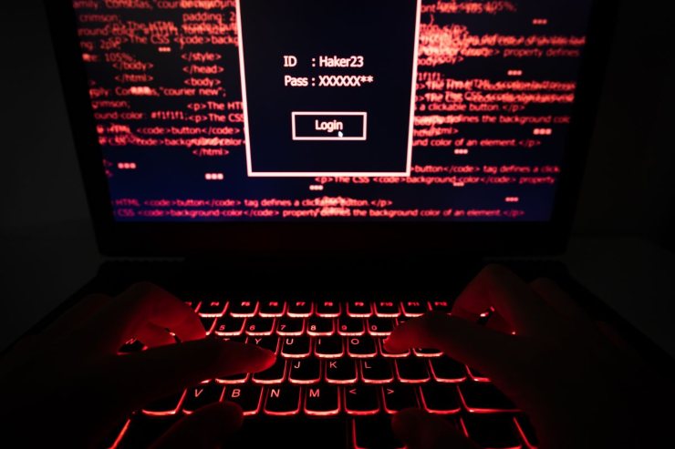 attacco hacker italia