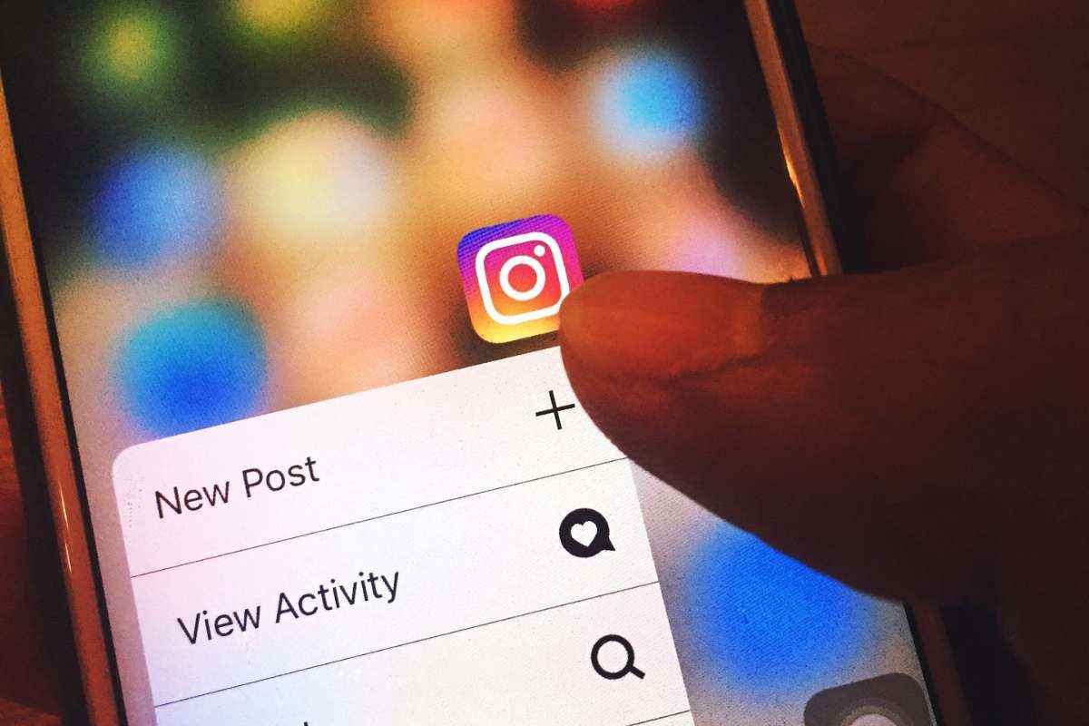 proteggere gli adolescenti durante l'utilizzo di Instagram