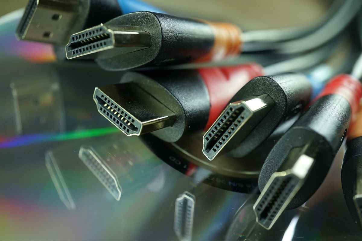 Dì addio ai cavi HDMI