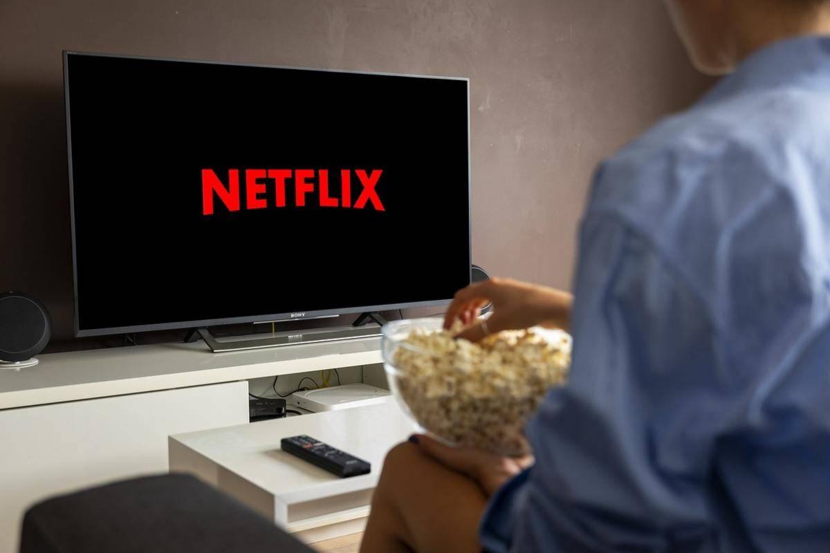 La decisione drastica di Netflix sulla tv