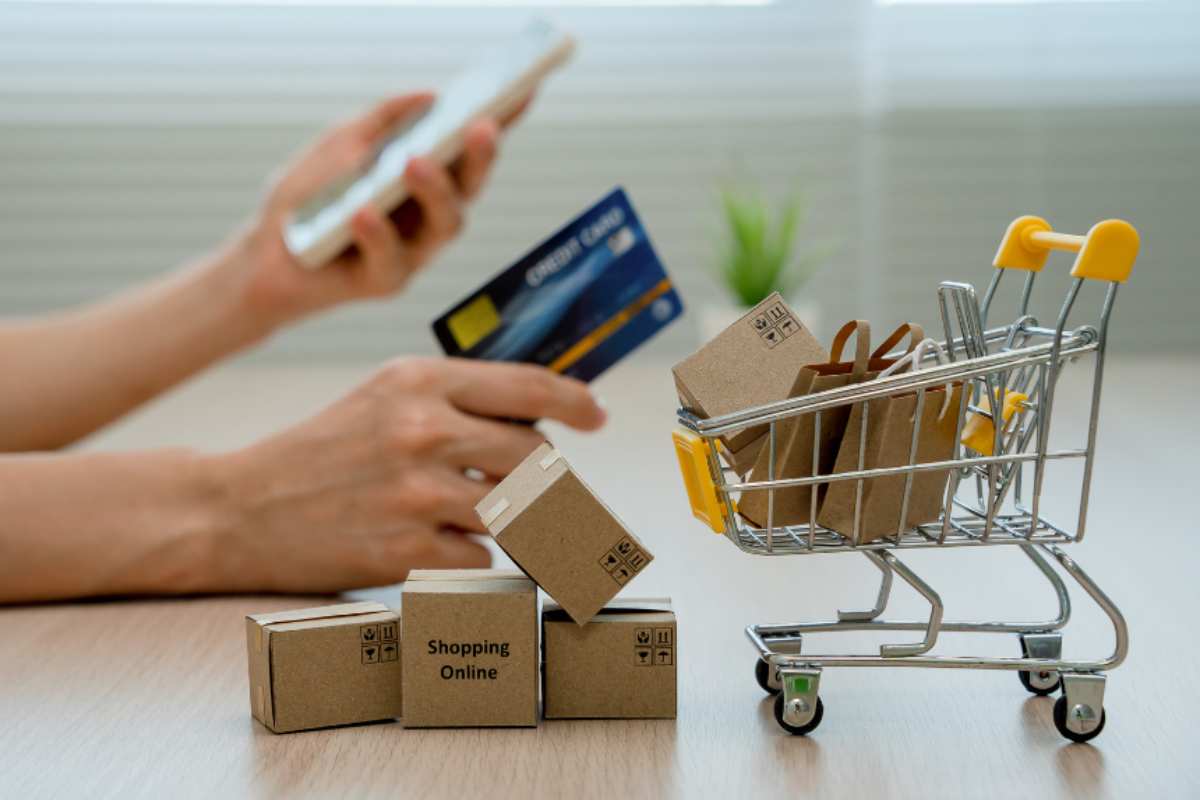 non si potrà più fare shopping online con una specifica carta di credito
