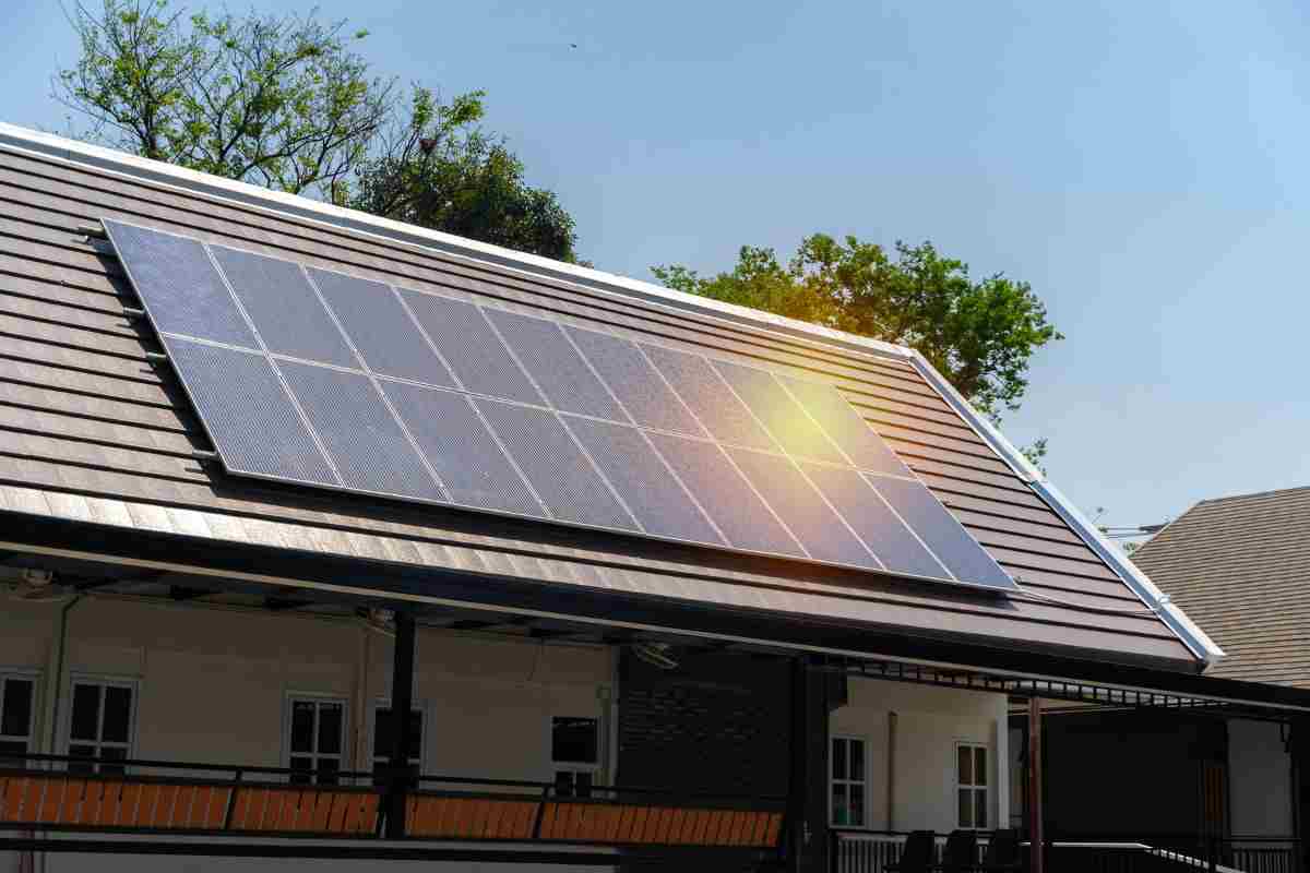 Se vuoi installare il fotovoltaico, scopri quanto sole ci sarà sul tuo tetto