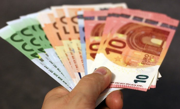 Bonus 200 euro: a chi è rivolto e a cosa serve