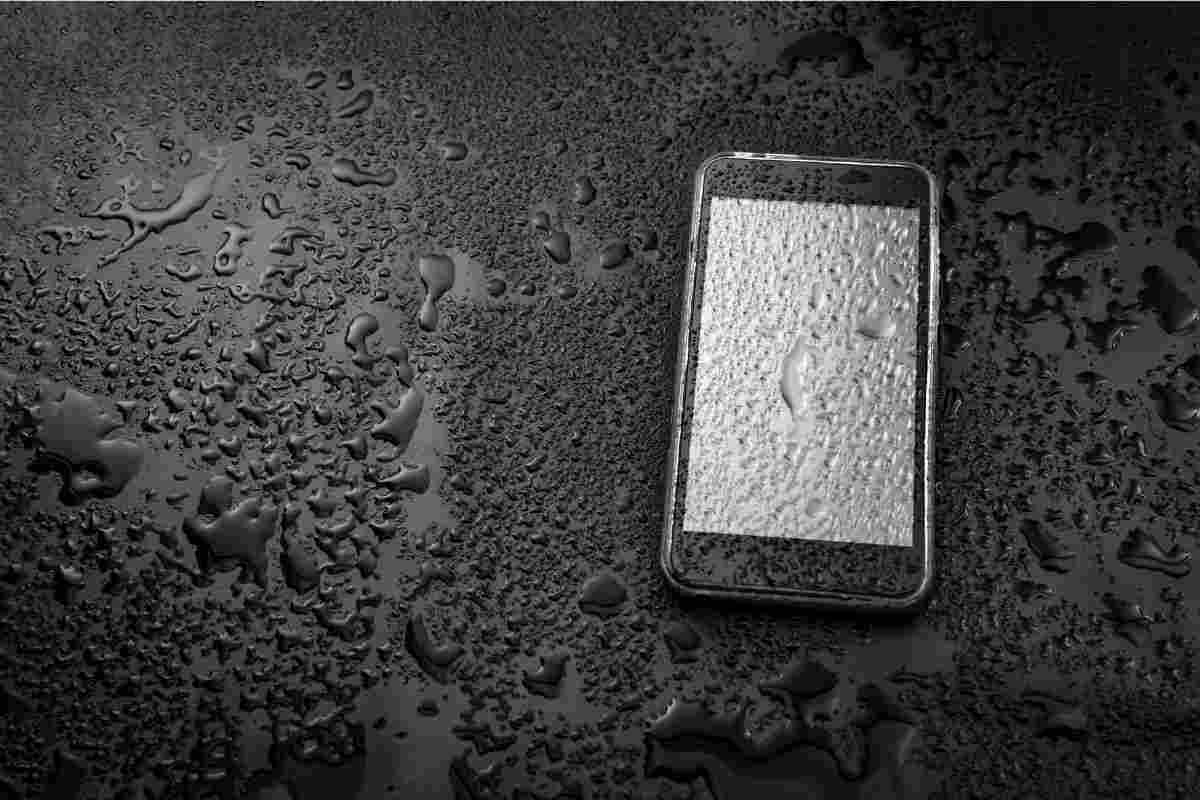 Come sapere se l'iPhone è mai caduto in acqua